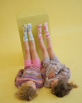 Gallery viewerに画像を読み込む, <GROWN> Fishy Business Socks - Floss
