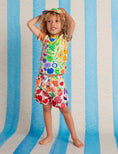 Gallery viewerに画像を読み込む, <Halcyon Nights> Kids Boardshorts Eat The Rainbow