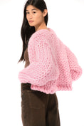 Gallery viewerに画像を読み込む, 【受注生産】<Hope Macaulay> Pink Irish Colossal Knit Wool Cardigan