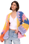 Gallery viewerに画像を読み込む, 【受注生産】<Hope Macaulay> Colourful Colossal Knit Cardigan