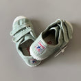 Load image into Gallery viewer, <Cienta>Double strap velcro sneaker - AQUA 78777-Cienta-SUNNAO