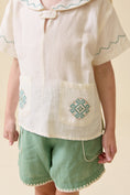 Gallery viewerに画像を読み込む, <Lali> Sailor Shirt in Antique White