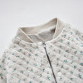 Gallery viewerに画像を読み込む, <Moun ten.> flower quilt reversible blouson - oatmeal