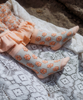 Gallery viewerに画像を読み込む, 【予約販売】<MABLI> DONUT SHORT SOCKS - BLUSH - DROP2