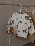 将图像加载到画廊查看器中, 【予約】<Organic Zoo> Rockinghorse Parade Sweatshirt