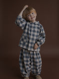 将图像加载到画廊查看器中, <Organic zoo> Fog Blue Gingham Lodge Pants