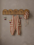 갤러리 뷰어로 이미지로드, <Organic zoo> Tomato Stripes Jumpsuit - DROP1