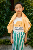 将图像加载到画廊查看器中, <TINYCOTTONS> Tiny Hat Graphic Tee