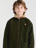 Gallery viewerに画像を読み込む, <TRUE ARTIST> Reversible Jacket No.03 Otter Brown