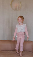 갤러리 뷰어로 이미지로드, <iver and isla> pima flare pants(2-6Y)-iver and isla-SUNNAO
