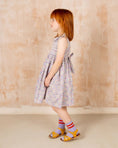 Gallery viewerに画像を読み込む, <Question Everything> SMOCKED GIRLS DRESS - RIVA(1-2Y)-Question Everything-SUNNAO