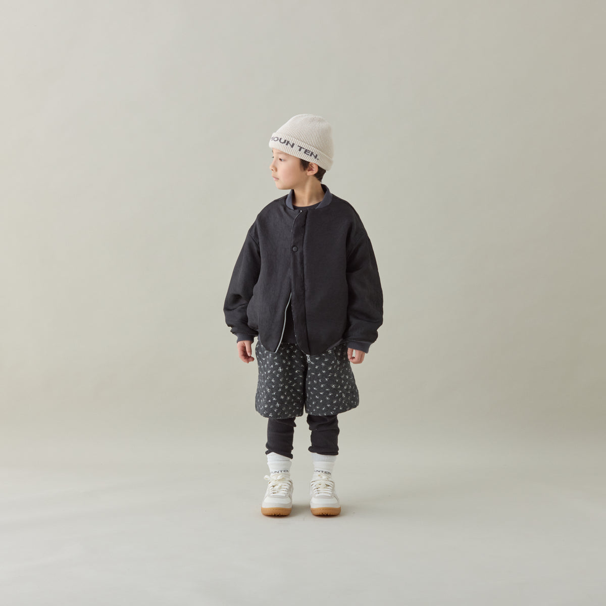 <Moun ten.> flower quilt reversible blouson - charcoal