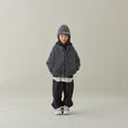 갤러리 뷰어로 이미지로드, <Moun ten.> flower quilt reversible blouson - charcoal
