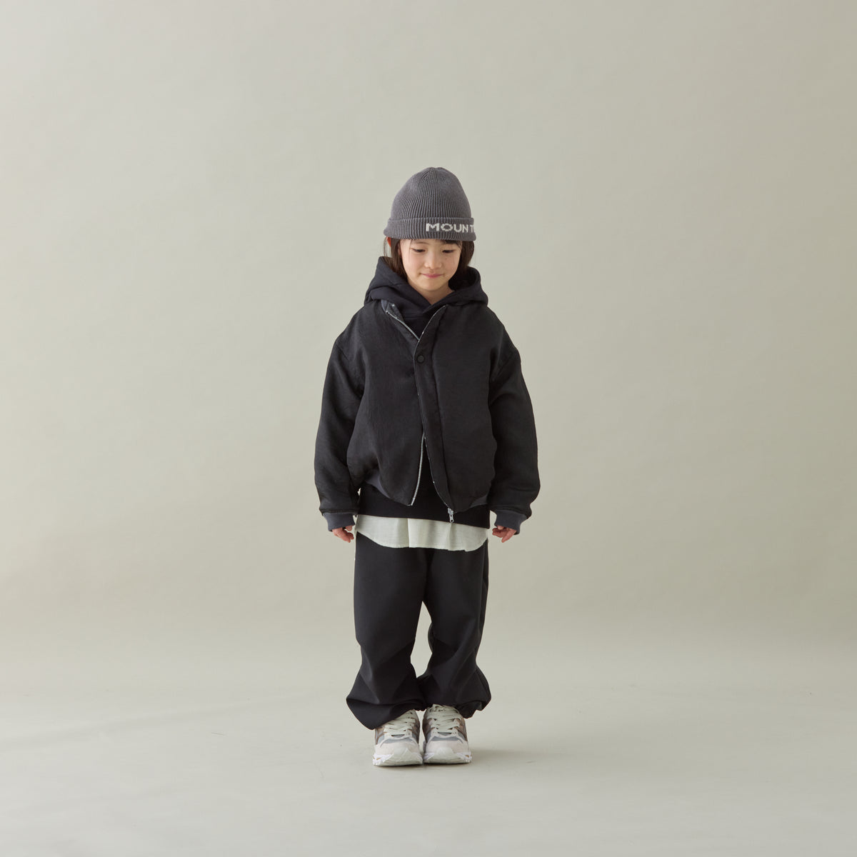 <Moun ten.> flower quilt reversible blouson - charcoal