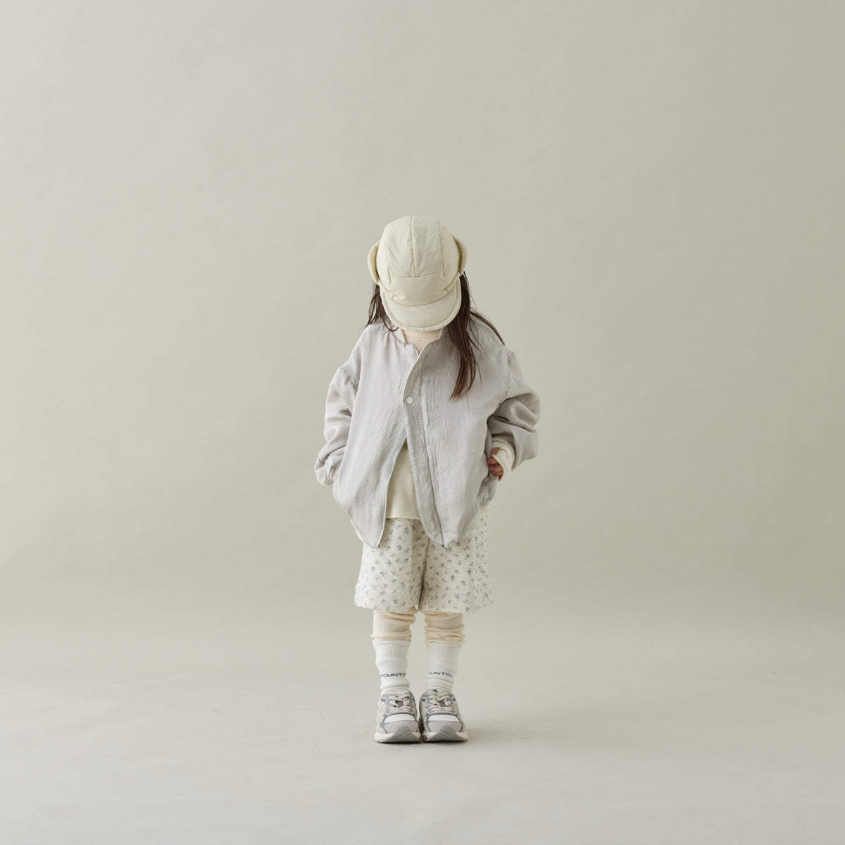 <Moun ten.> flower quilt reversible blouson - oatmeal