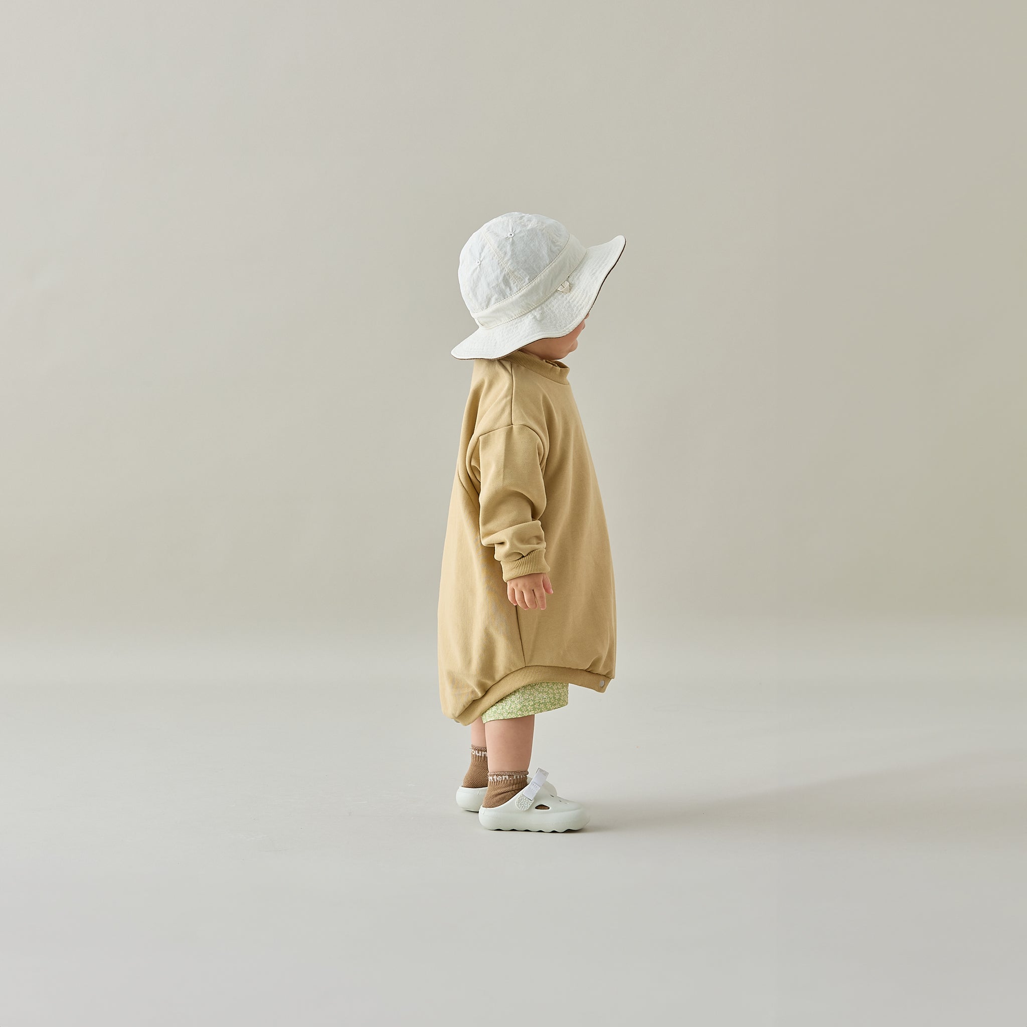 <Moun ten.> reversible adventure hat - mocha x ecru　