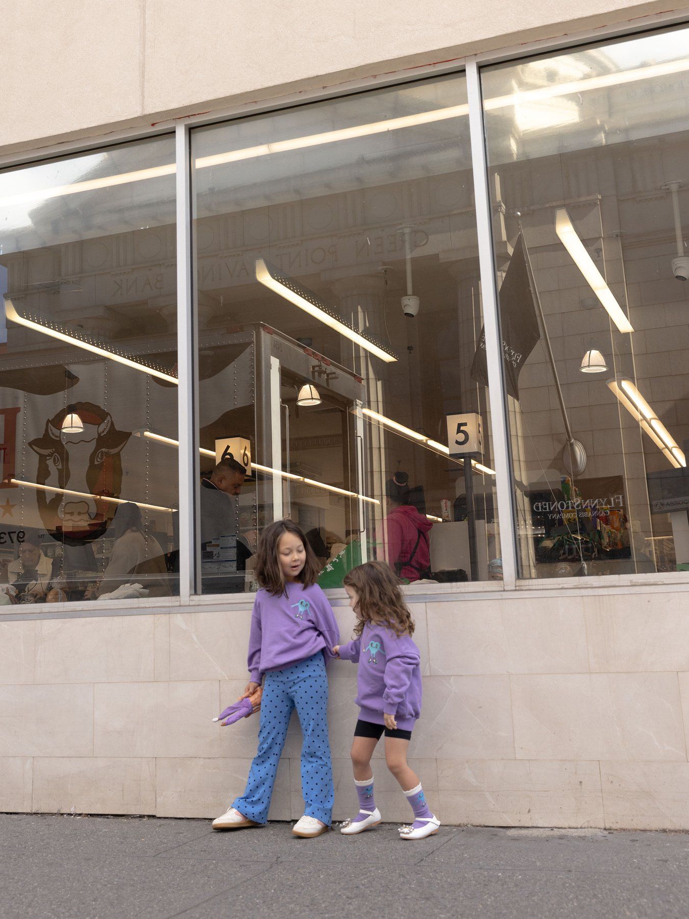 <Mini Rodini> Heart in shoes emb sweatshirt