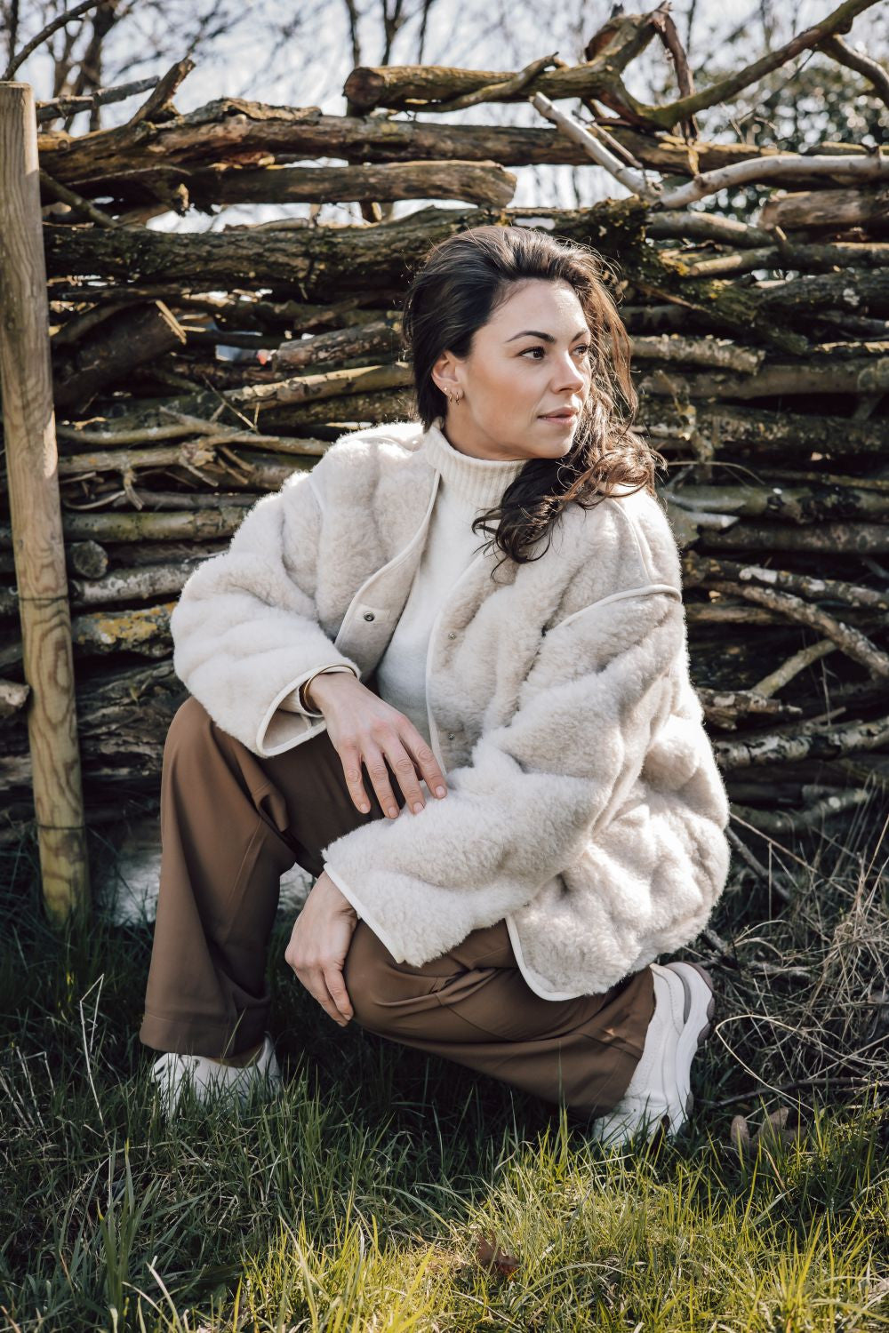 美品 アルベロベロ コットンジャケット 総柄 ぶたさん ホワイト 美品 アルベロベロ コットンジャケット 総柄 ぶたさん ホワイト