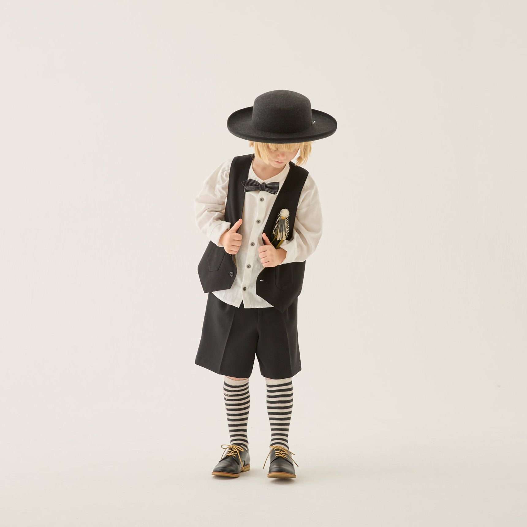 <elfinfolk> Ceremony Bowtie - black</elfinfolk>