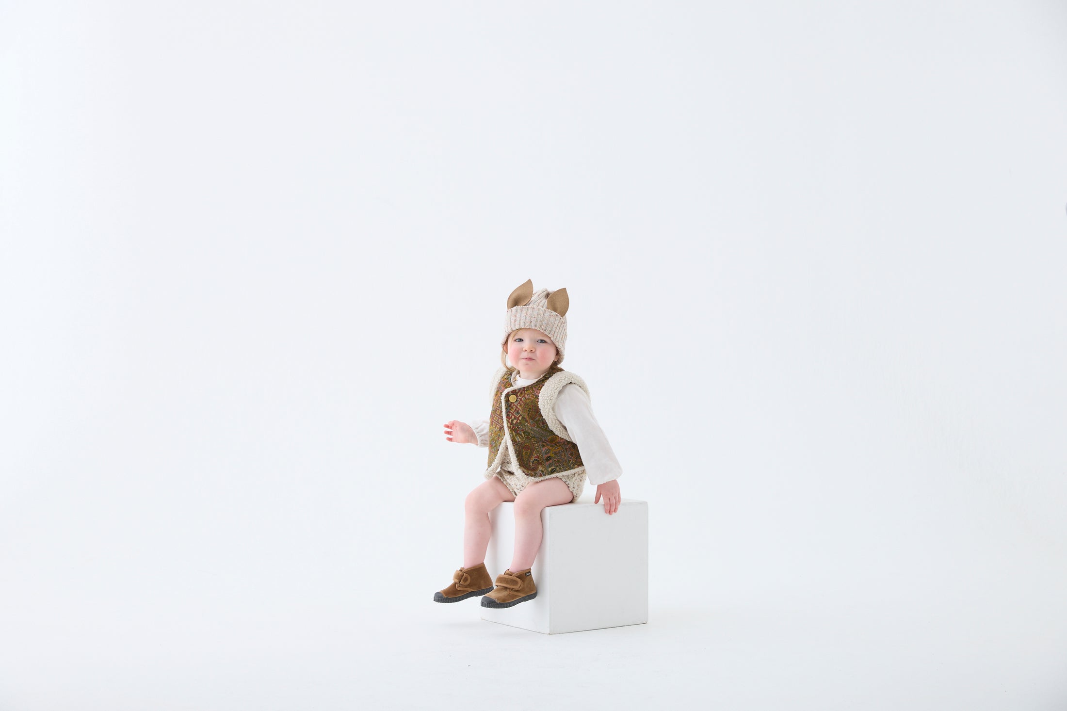 <eLfinFolk> Nep Yarn Beast Beanie by CA4LA - pink beige