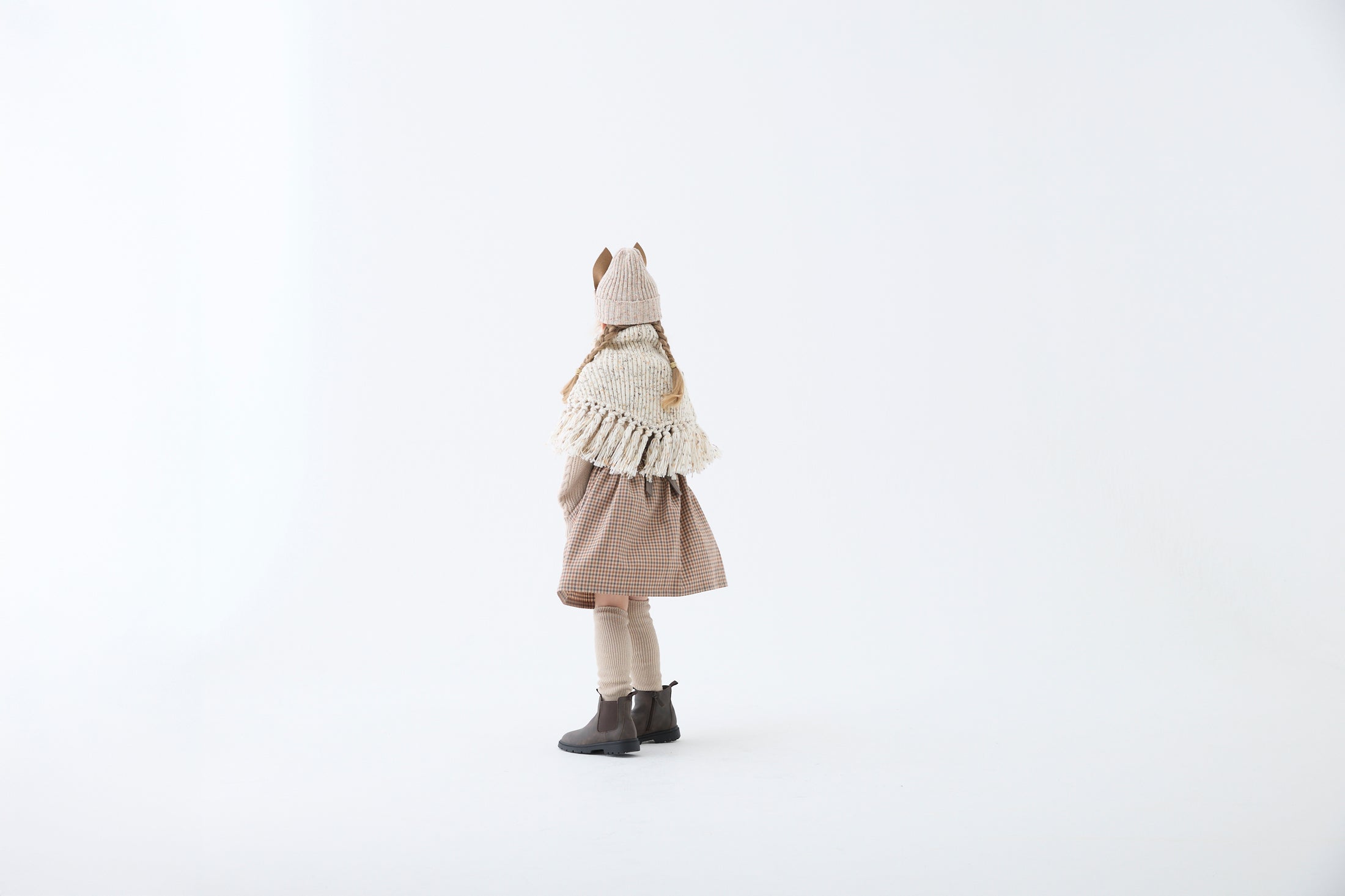 <eLfinFolk> Nep Yarn Rib knit cape - ivory