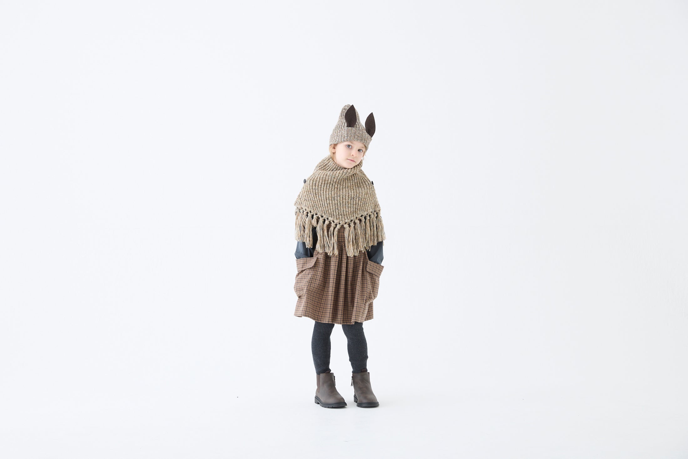 <eLfinFolk> Nep Yarn Rib knit cape - brown