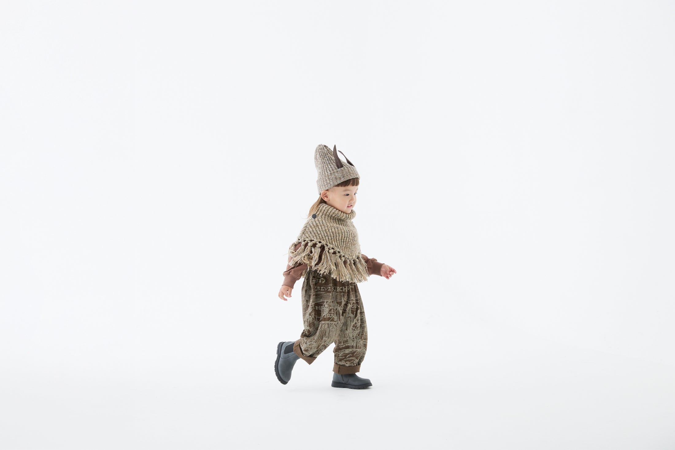 <eLfinFolk> Nep Yarn Rib knit cape - brown