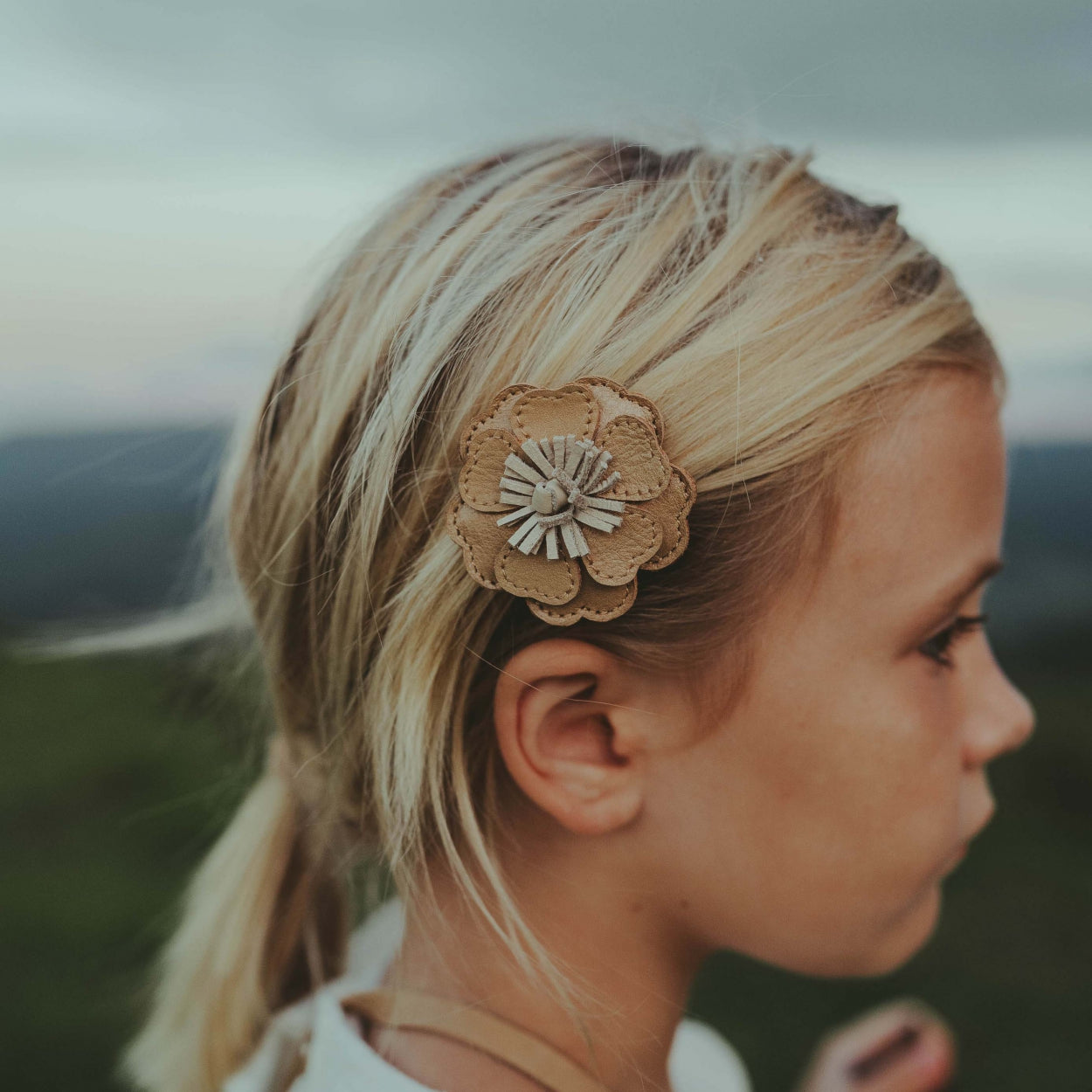 <donsje> Zaza Fields Hairclip - Buttercup</donsje>