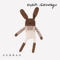 Gallery viewerに画像を読み込む, <Main Sauvage>Bunny knit toy - Ecru overalls
