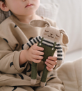갤러리 뷰어로 이미지로드, <Main Sauvage>Bunny knit toy - Olive overalls
