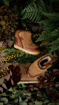 Gallery viewerに画像を読み込む, <Petit Nord> Bear Boot - Hazelnut
