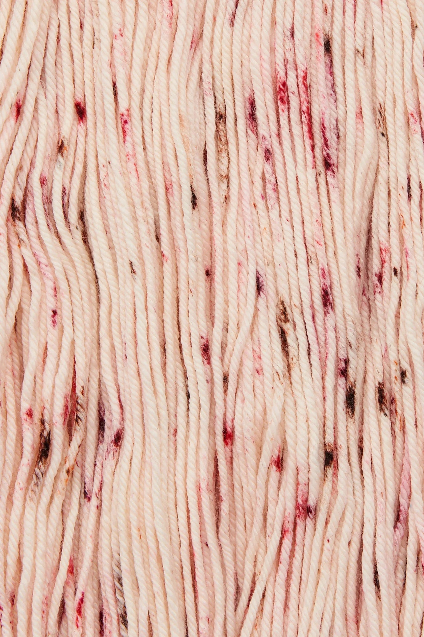 Studio Misha &amp; Puff - RWS Yarn Skein - Dusty rose confetti