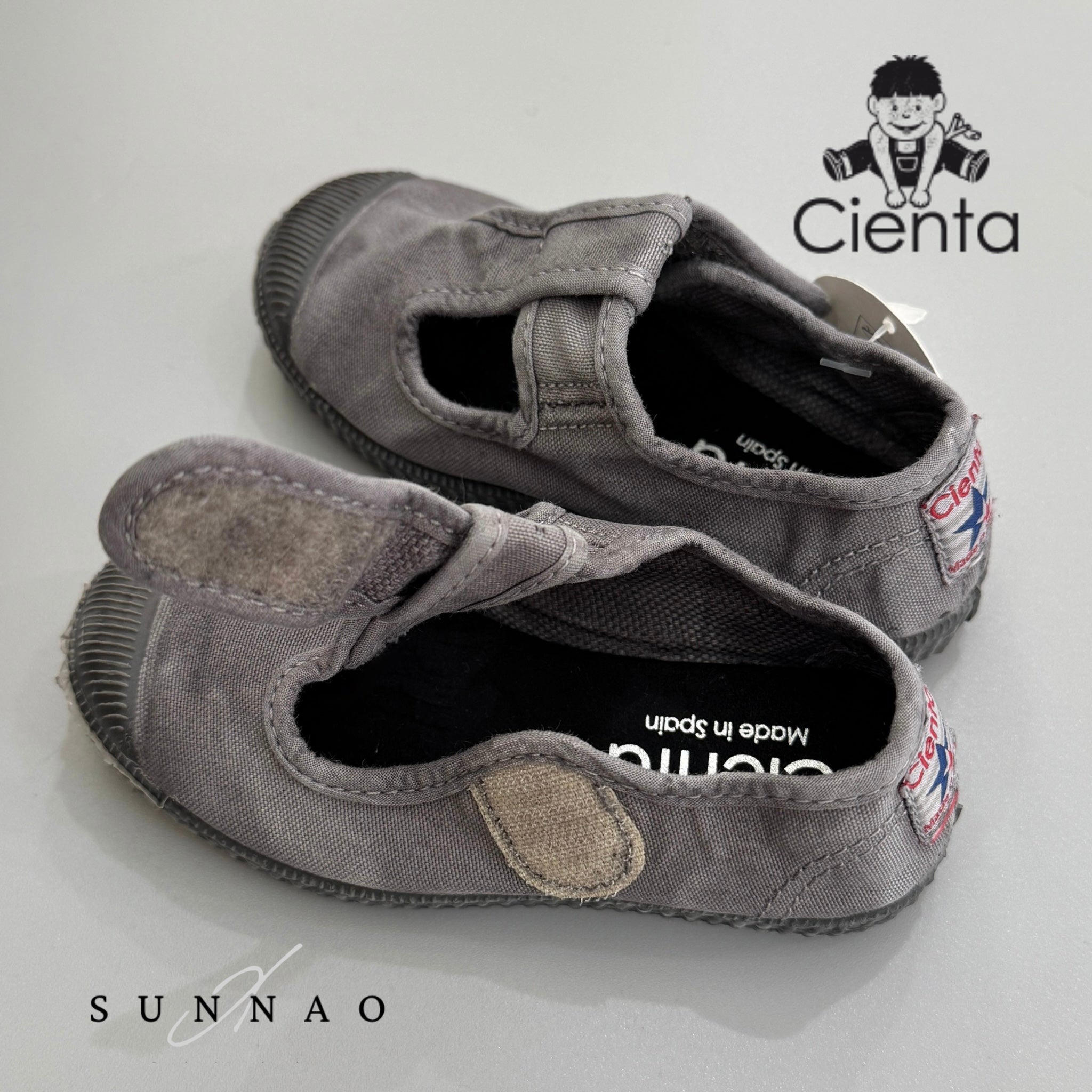 <Cienta>T strap black sole shoes - GRAY 77777