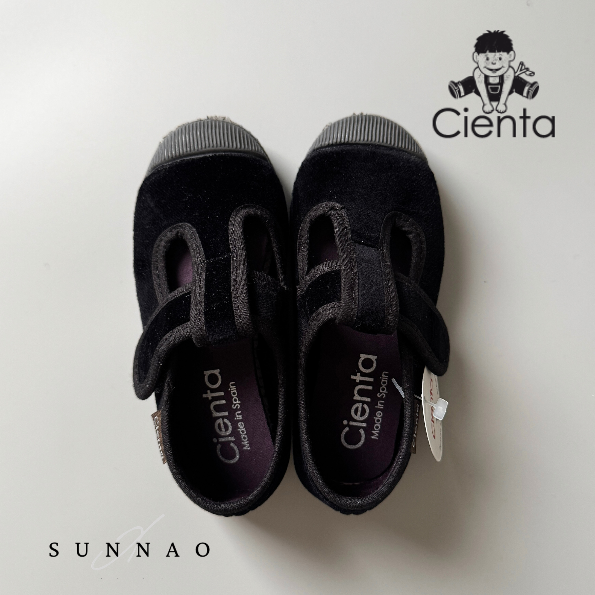 <Cienta>Velour T-strap shoes - NEGRO 977075