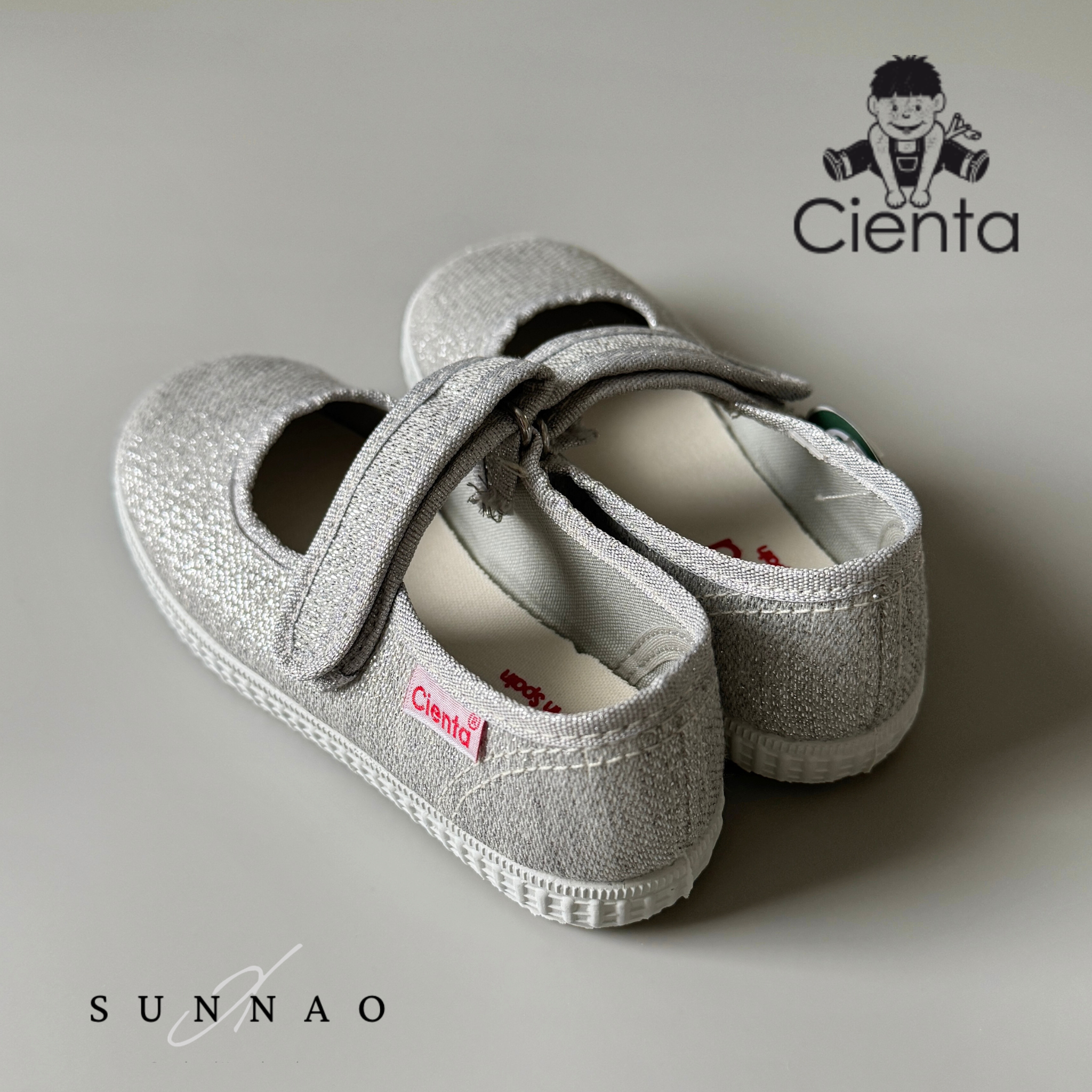 <Cienta>One strap velcro sneaker - LAME 56013