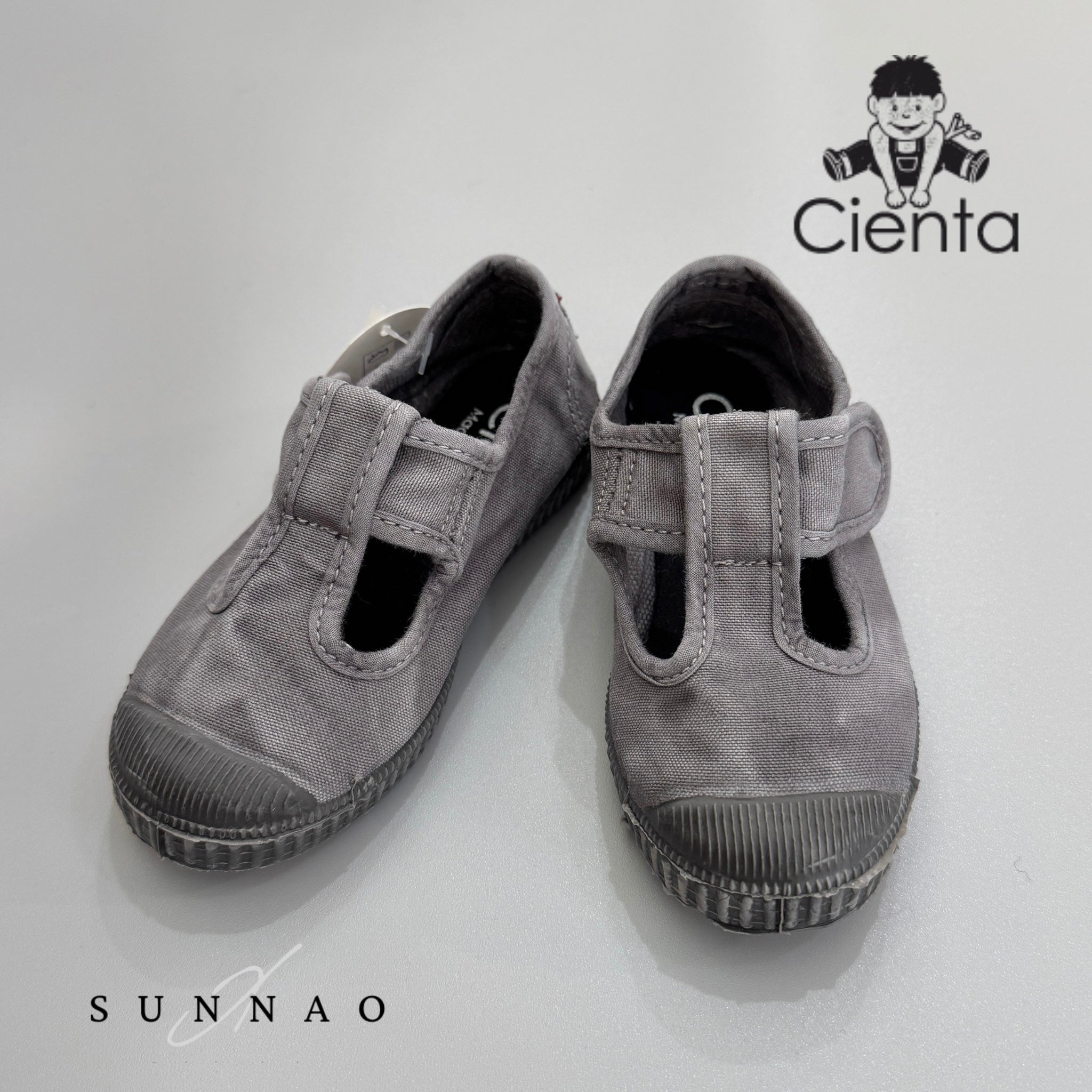 <Cienta>T strap black sole shoes - GRAY 77777