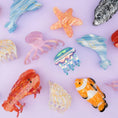 将图像加载到画廊查看器中, <COUCOU SUZETTE> Clownfish Hair Claw

