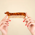 갤러리 뷰어로 이미지로드, <COUCOU SUZETTE> Dachshund Comb
