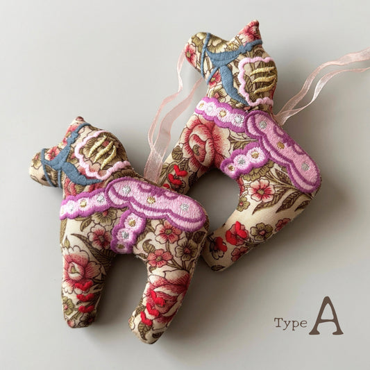 【Xmas collection】<SISSEL EDELBO>Horse Silk Ornament