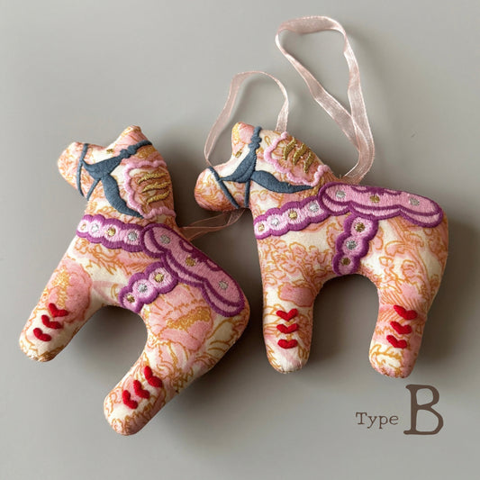 【Xmas collection】<SISSEL EDELBO>Horse Silk Ornament