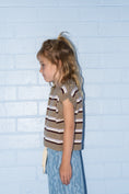 将图像加载到画廊查看器中, <GROWN> Organic Stripe Apple Knit Vest - Oatmilk
