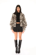 Load image into Gallery viewer, 【受注生産】<Hope Macaulay> Humbug Colossal Knit Cardigan
