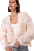 갤러리 뷰어로 이미지로드, 【受注生産】<Hope Macaulay> White Colossal Knit Cardigan
