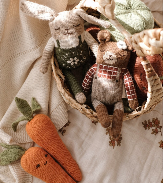 <Main Sauvage>Bunny knit toy - Little farmer