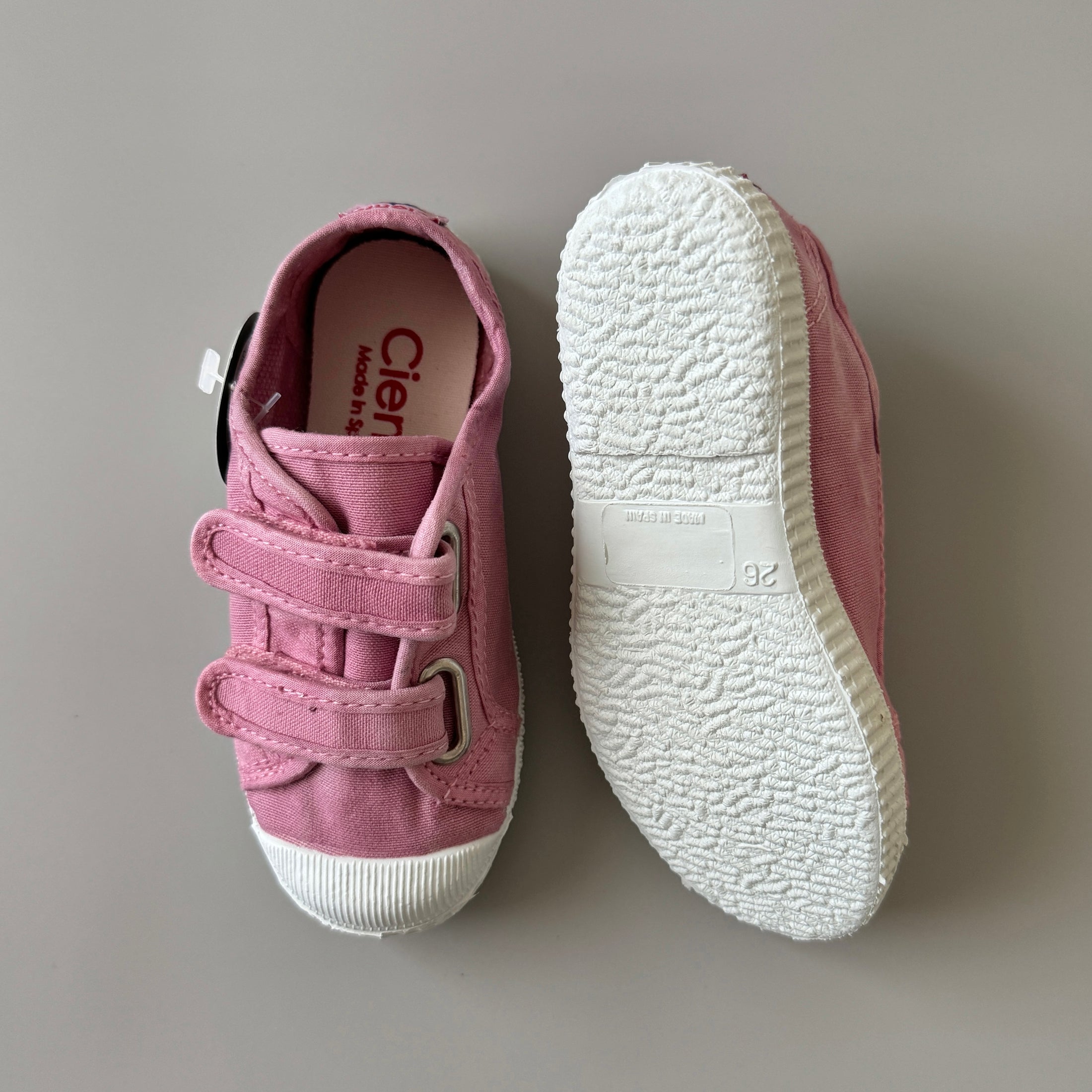 <Cienta>Double strap velcro sneaker - ROZA 78777-Cienta-SUNNAO