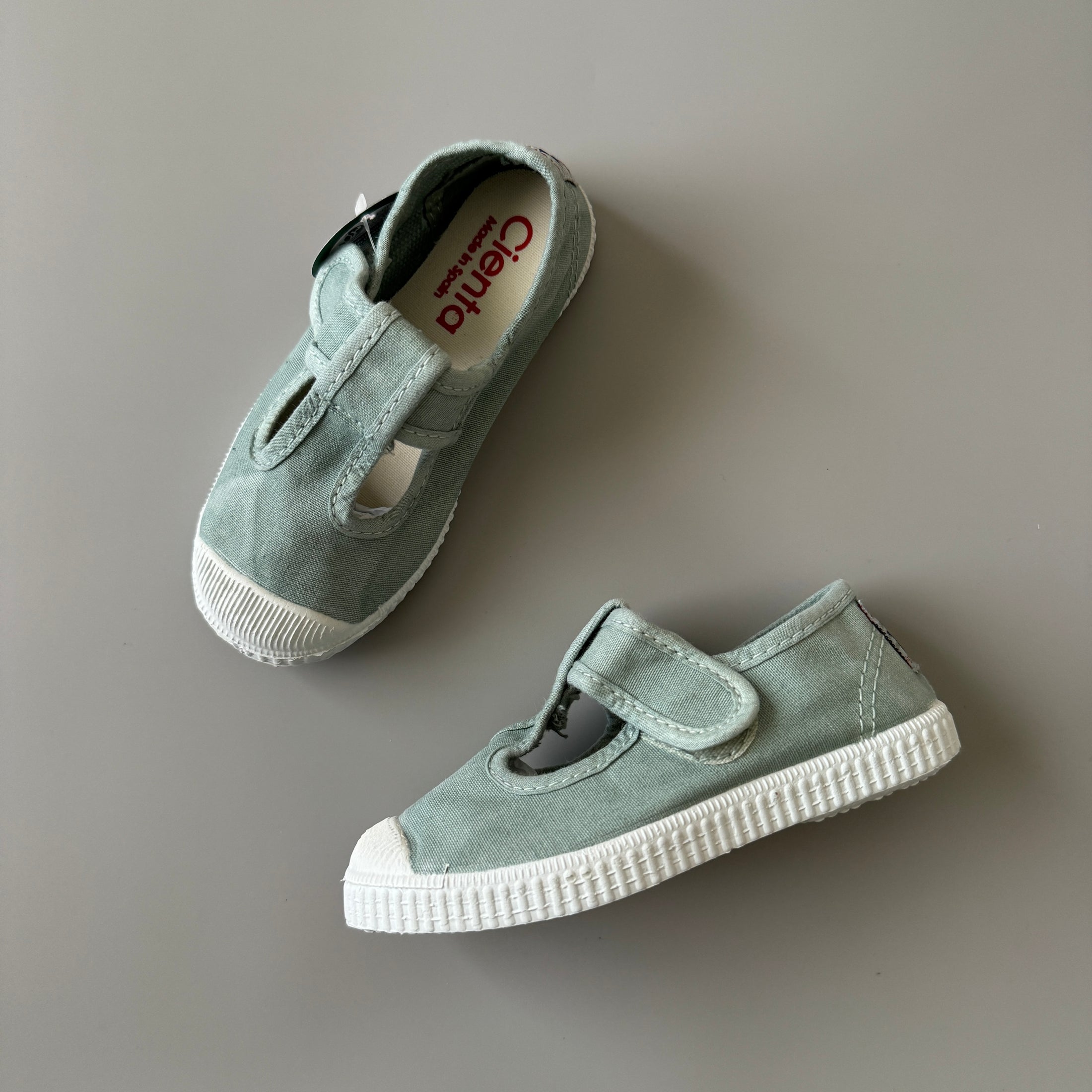 <Cienta>T strap shoes - AQUA 77777