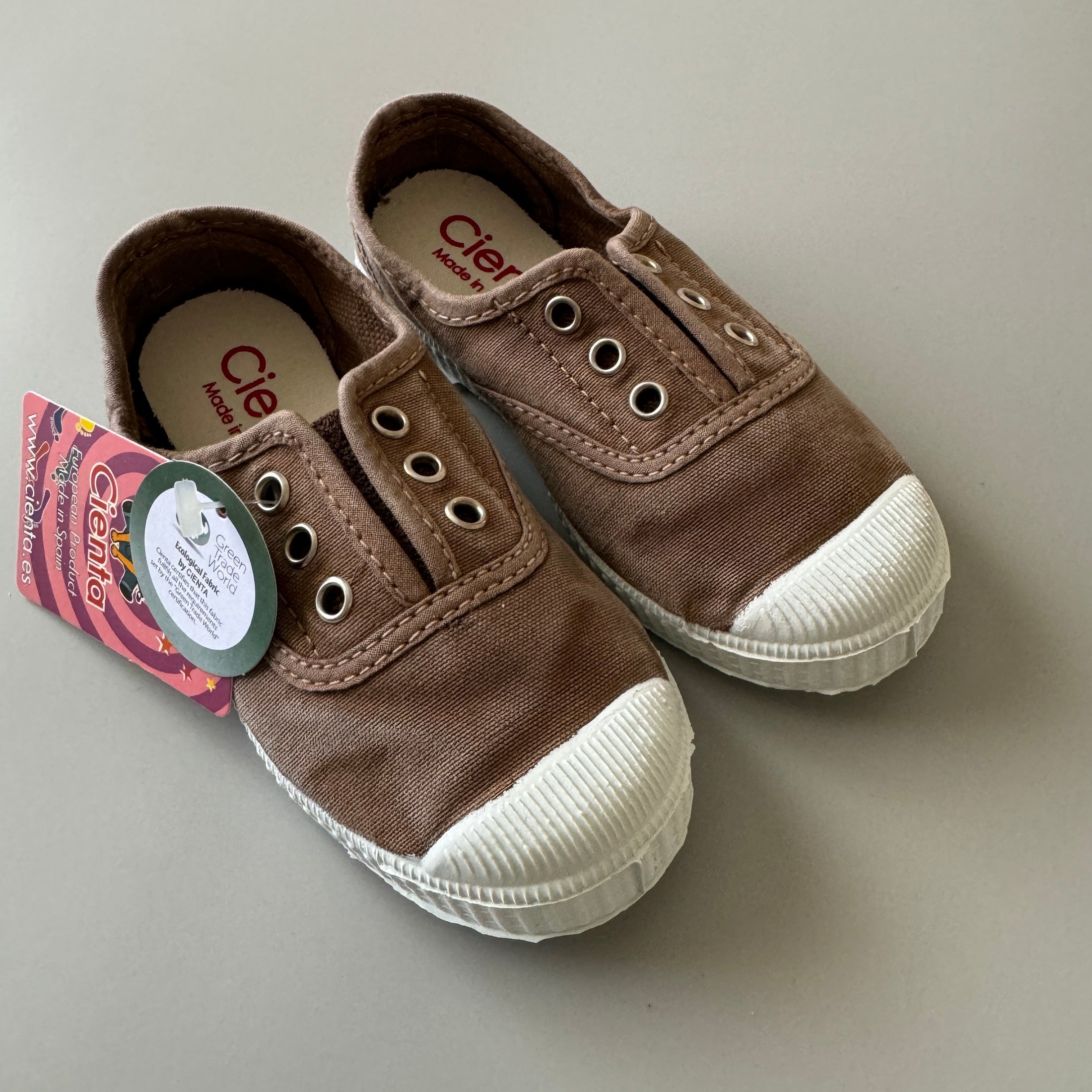 <Cienta>Deck shoes - BEIGE 70777