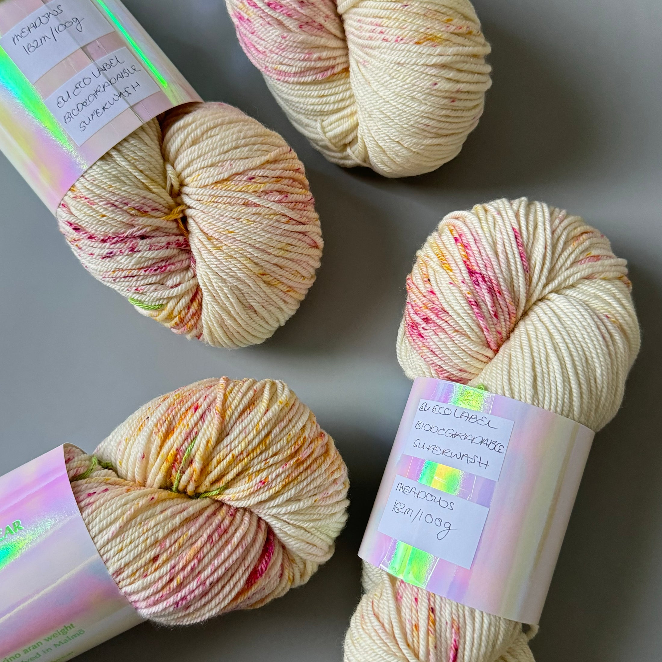 <FLUFFWEAR>SUPER WASH MERINO WOOL YARN - MEADOWS