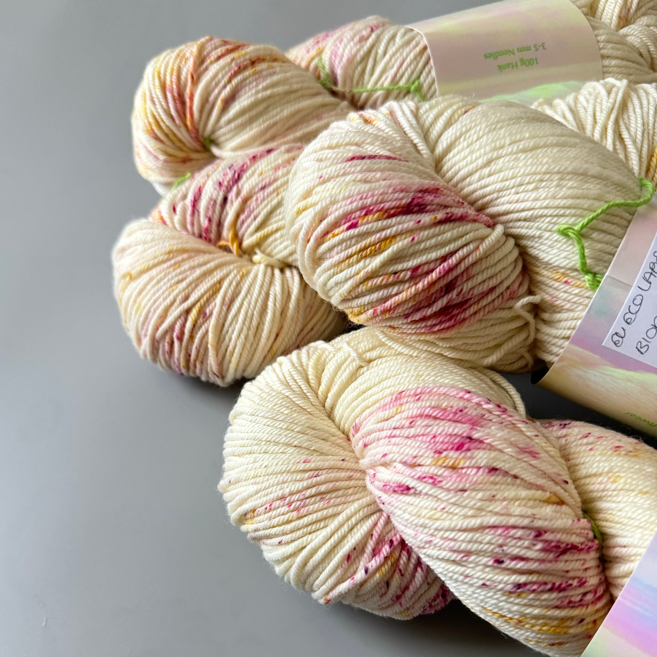 <FLUFFWEAR>SUPER WASH MERINO WOOL YARN - MEADOWS