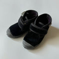 갤러리 뷰어로 이미지로드, <Cienta>High-cut velour shoes - NEGRO 975075
